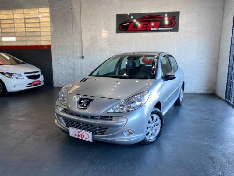 PEUGEOT - 207 - 2012/2012 - Prata - R$ 23.900,00