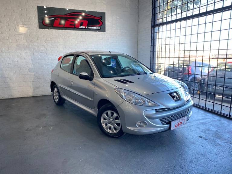 PEUGEOT - 207 - 2012/2012 - Prata - R$ 23.900,00