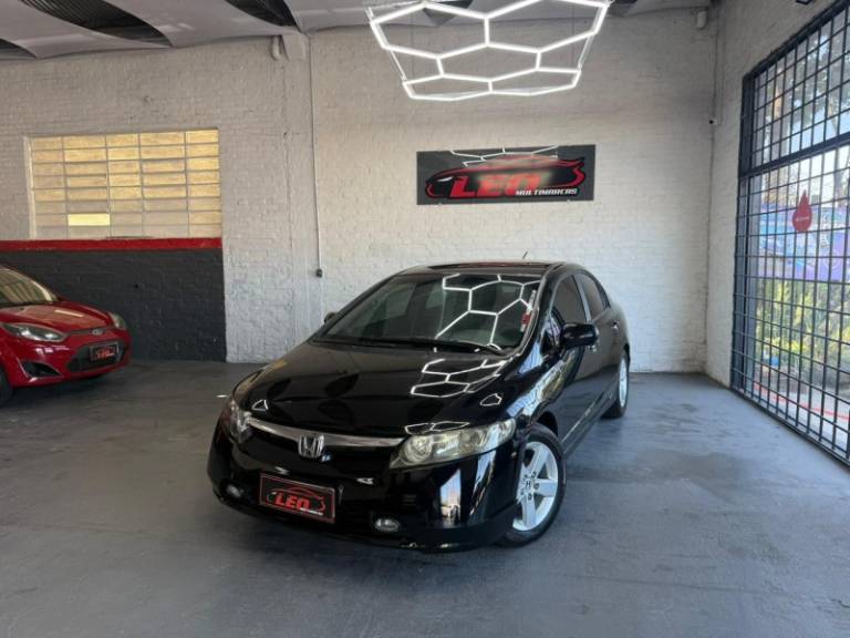 HONDA - CIVIC - 2008/2008 - Preta - R$ 45.900,00