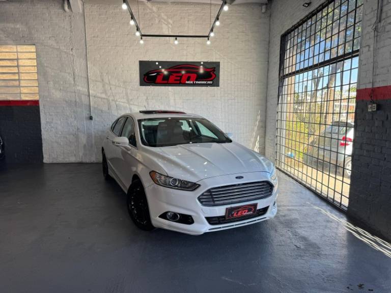 FORD - FUSION - 2013/2013 - Branca - R$ 72.900,00