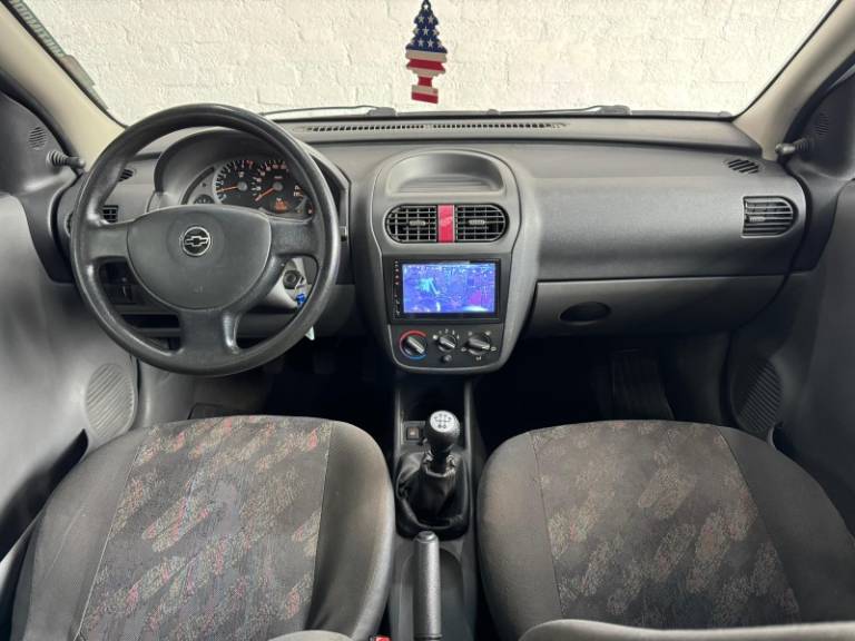CHEVROLET - CORSA - 2003/2003 - Branca - R$ 22.900,00