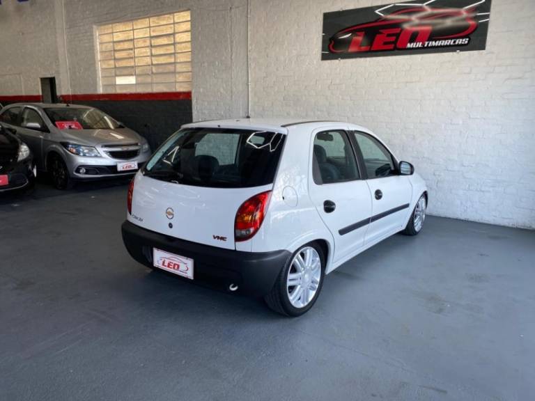 CHEVROLET - CELTA - 2003/2003 - Branca - R$ 19.900,00
