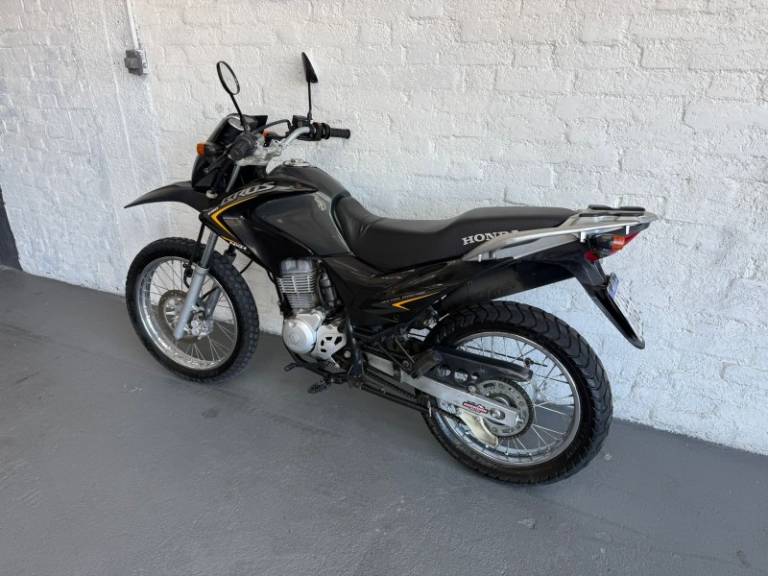 HONDA - NXR 150 - 2011/2012 - Preta - R$ 13.900,00