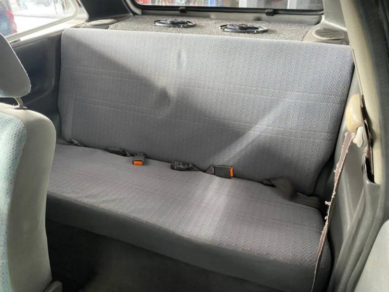 VOLKSWAGEN - GOL - 1995/1996 - Branca - R$ 18.900,00