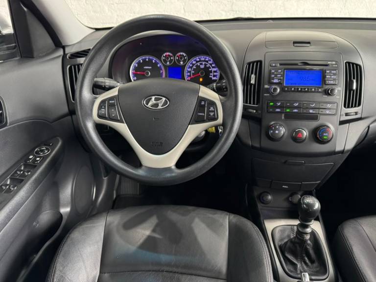HYUNDAI - I30 - 2009/2010 - Prata - R$ 42.900,00