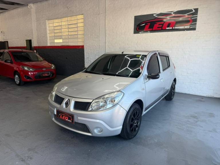 RENAULT - SANDERO - 2009/2009 - Prata - R$ 29.900,00