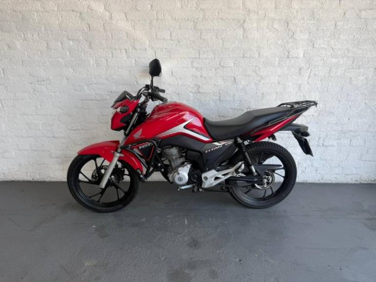 HONDA - CG 160 - 2018/2018 - Vermelha - R$ 16.900,00
