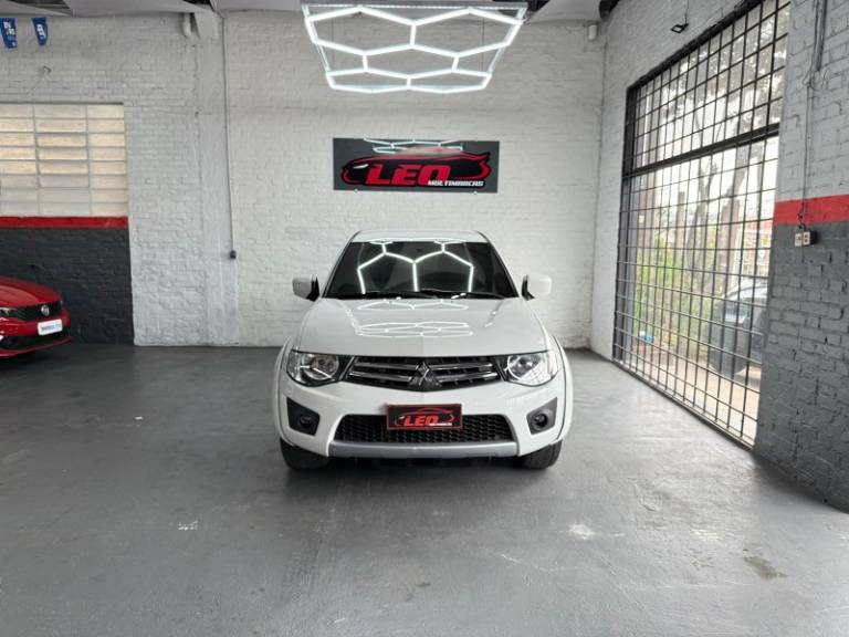 MITSUBISHI - L200 TRITON - 2014/2015 - Branca - R$ 82.900,00