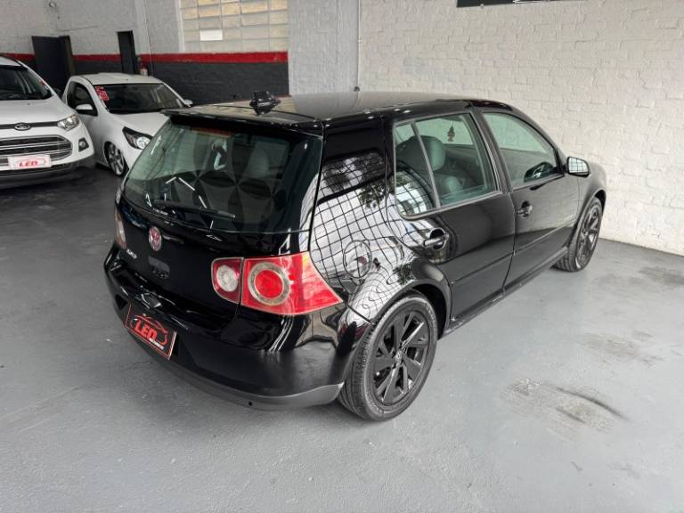 VOLKSWAGEN - GOLF - 2009/2010 - Preta - R$ 39.900,00