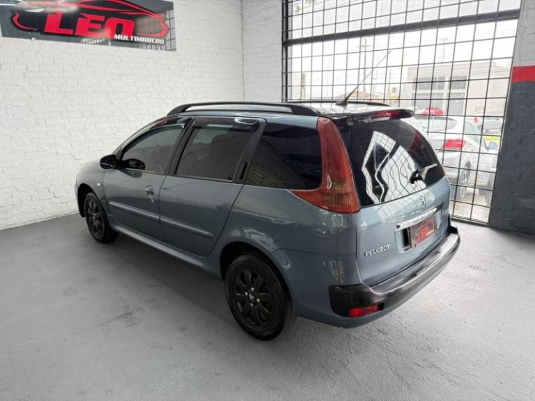 PEUGEOT - 207 - 2008/2009 - Cinza - R$ 18.900,00