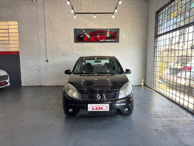 RENAULT - SANDERO - 2009/2010 - Preta - R$ 26.900,00