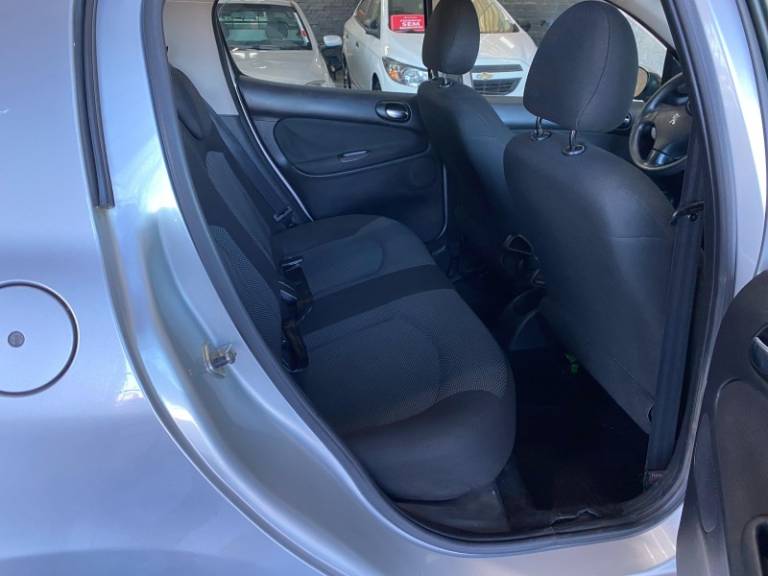 PEUGEOT - 207 - 2012/2012 - Prata - R$ 23.900,00