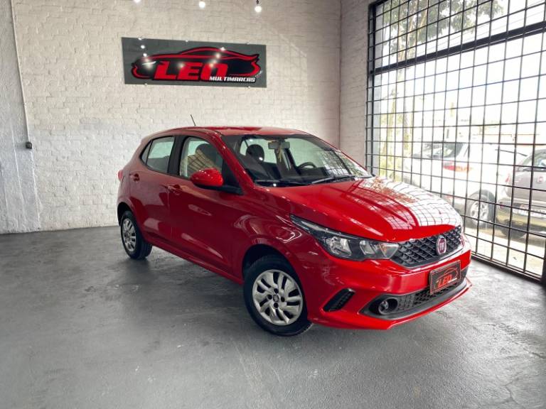 FIAT - ARGO - 2019/2019 - Vermelha - R$ 53.900,00