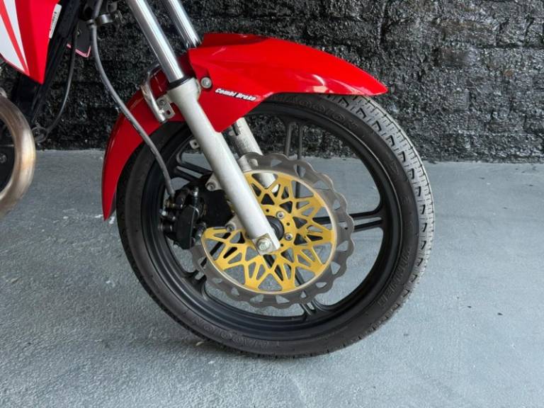 HONDA - CG 150 - 2015/2015 - Vermelha - R$ 11.900,00