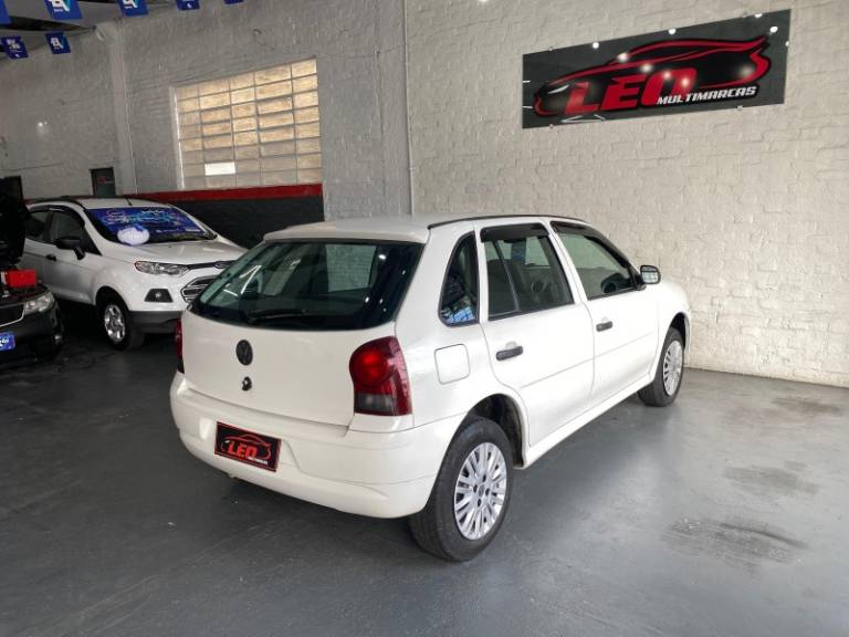 VOLKSWAGEN - GOL - 2005/2006 - Branca - R$ 14.900,00
