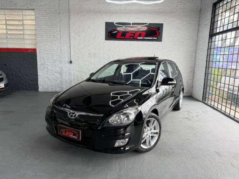 HYUNDAI - I30 - 2011/2012 - Preta - R$ 50.900,00