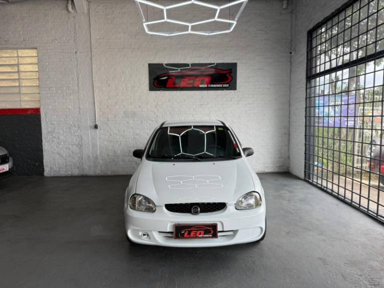 CHEVROLET - CORSA - 2000/2000 - Branca - R$ 14.900,00