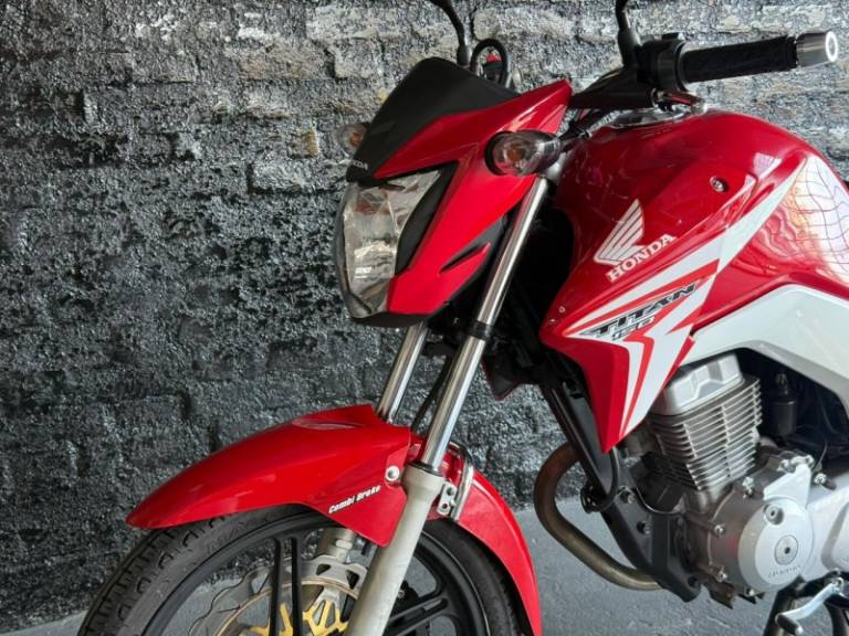 HONDA - CG 150 - 2015/2015 - Vermelha - R$ 11.900,00