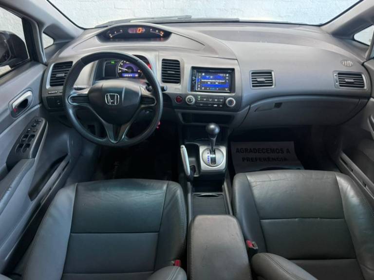 HONDA - CIVIC - 2008/2008 - Preta - R$ 46.900,00