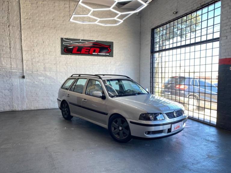 VOLKSWAGEN - PARATI - 2000/2001 - Prata - R$ 24.900,00
