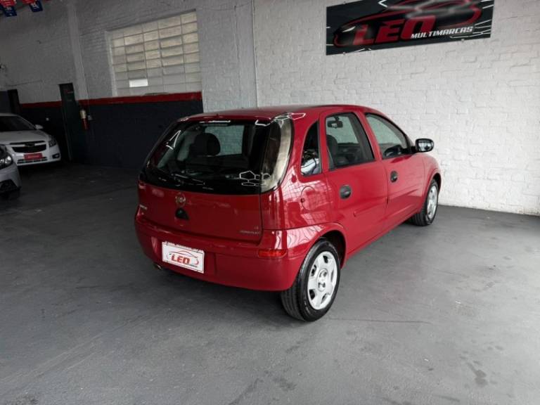 CHEVROLET - CORSA - 2011/2011 - Vermelha - R$ 33.900,00