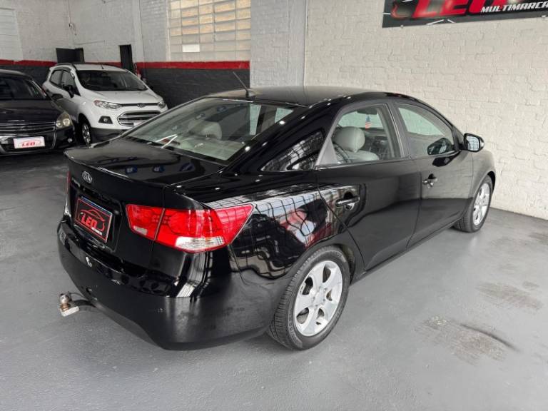 KIA MOTORS - CERATO - 2009/2010 - Preta - R$ 42.900,00