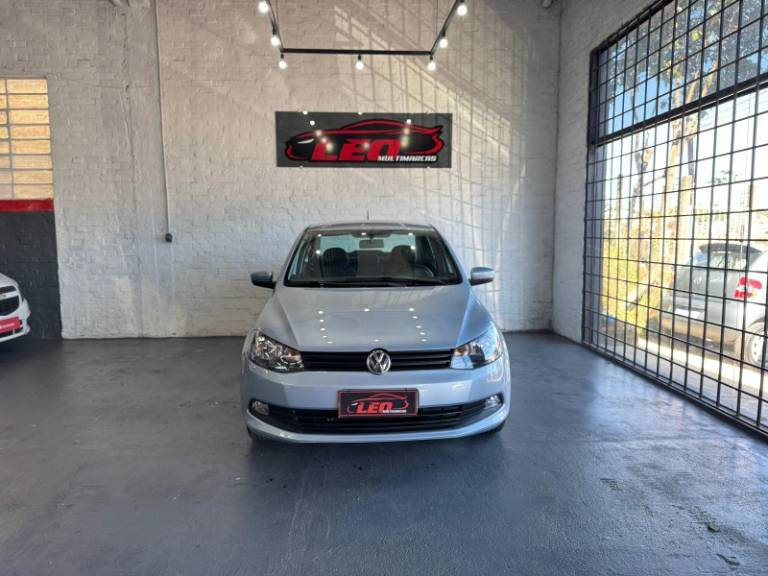 VOLKSWAGEN - VOYAGE - 2014/2015 - Azul - R$ 42.900,00