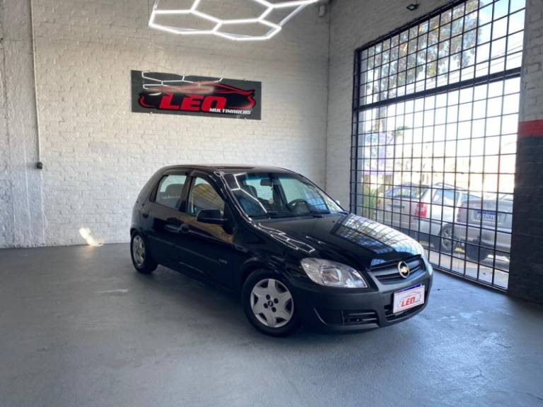 CHEVROLET - CELTA - 2008/2009 - Preta - R$ 24.900,00
