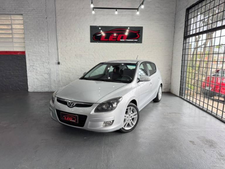 HYUNDAI - I30 - 2009/2010 - Prata - R$ 42.900,00