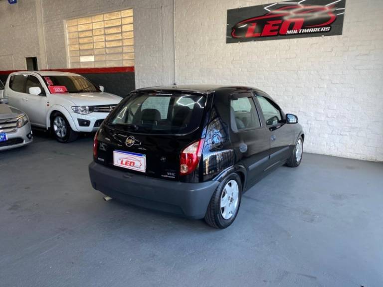 CHEVROLET - CELTA - 2008/2009 - Preta - R$ 24.900,00