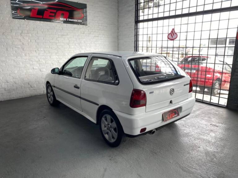 VOLKSWAGEN - GOL - 1995/1996 - Branca - R$ 18.900,00
