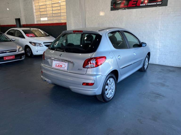 PEUGEOT - 207 - 2012/2012 - Prata - R$ 23.900,00