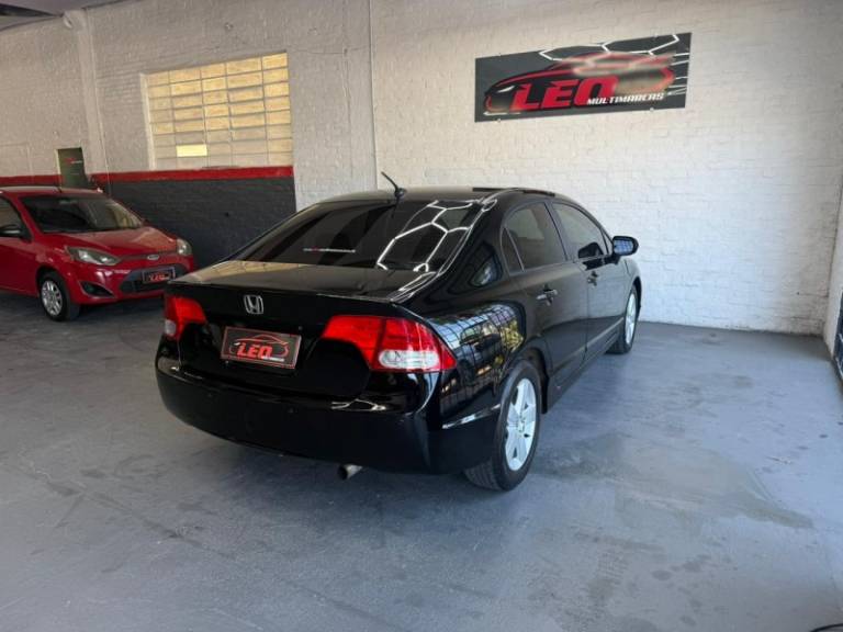 HONDA - CIVIC - 2008/2008 - Preta - R$ 45.900,00