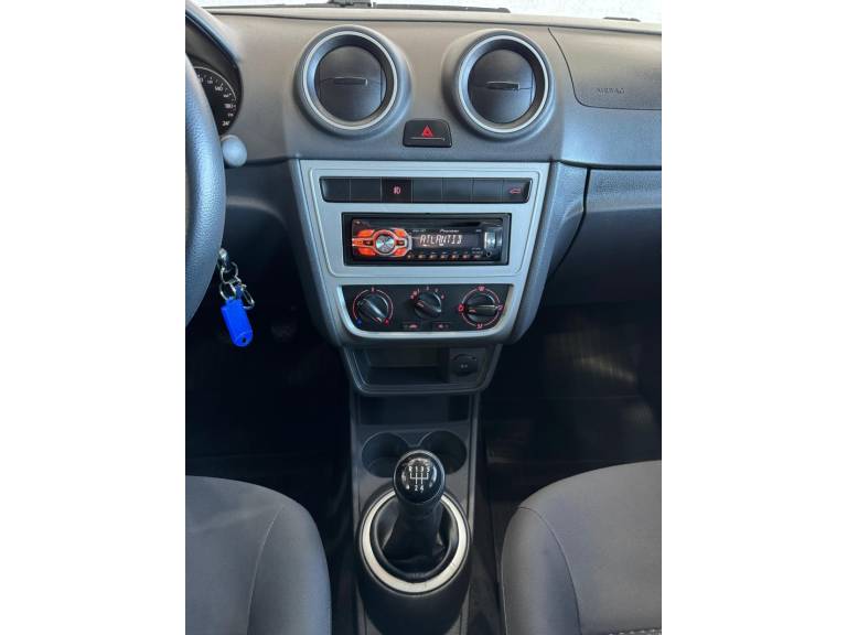 VOLKSWAGEN - VOYAGE - 2014/2015 - Azul - R$ 42.900,00