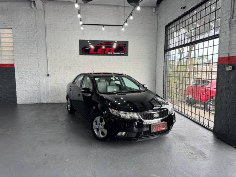KIA MOTORS - CERATO - 2009/2010 - Preta - R$ 42.900,00