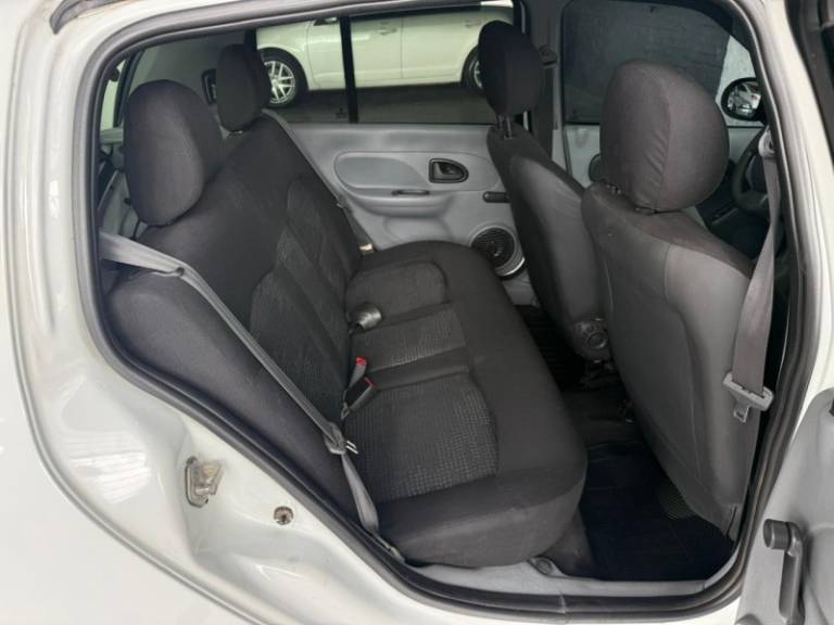 RENAULT - CLIO - 2012/2012 - Branca - R$ 20.900,00