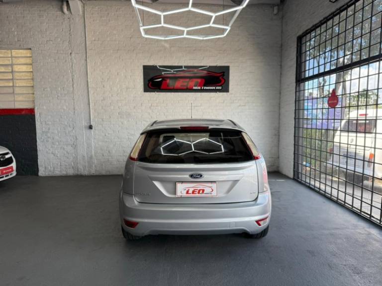 FORD - FOCUS - 2012/2012 - Prata - R$ 40.900,00