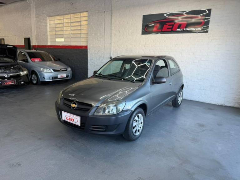 CHEVROLET - CELTA - 2011/2012 - Cinza - R$ 18.900,00