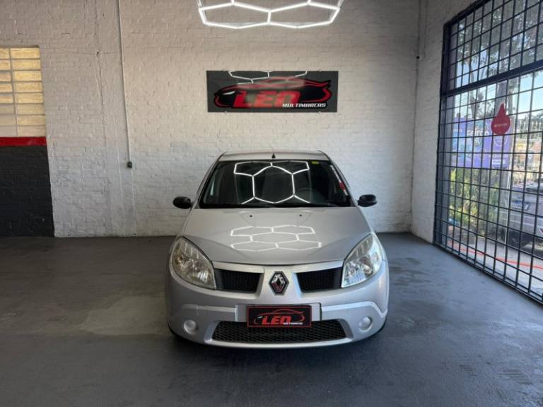 RENAULT - SANDERO - 2009/2009 - Prata - R$ 29.900,00