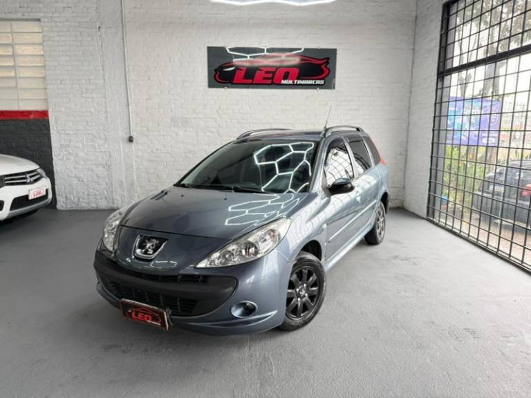 PEUGEOT - 207 - 2008/2009 - Cinza - R$ 18.900,00
