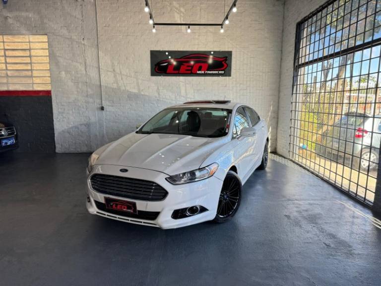 FORD - FUSION - 2013/2013 - Branca - R$ 72.900,00