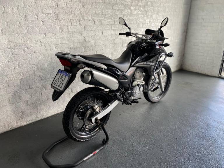 HONDA - XRE 300 - 2010/2010 - Preta - R$ 14.900,00