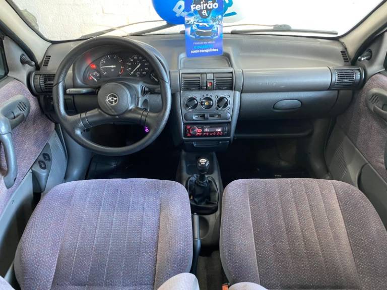 CHEVROLET - CORSA - 1994/1995 - Cinza - R$ 13.900,00