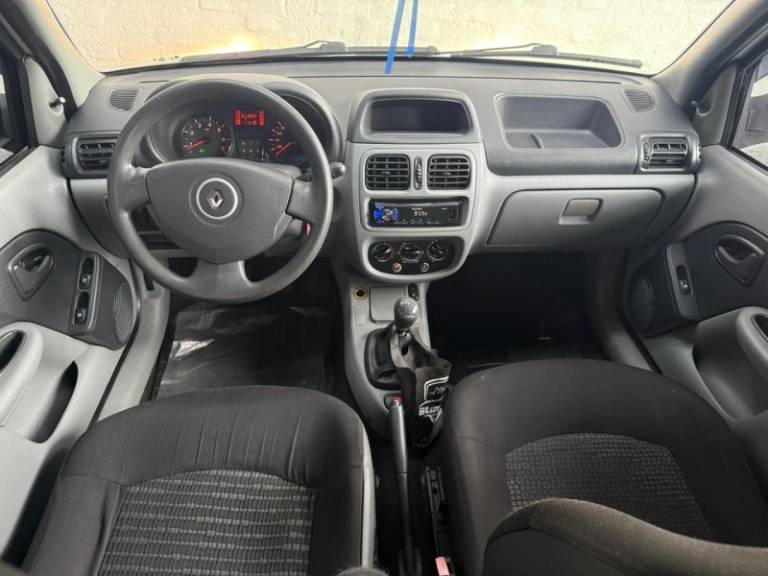 RENAULT - CLIO - 2012/2012 - Branca - R$ 20.900,00