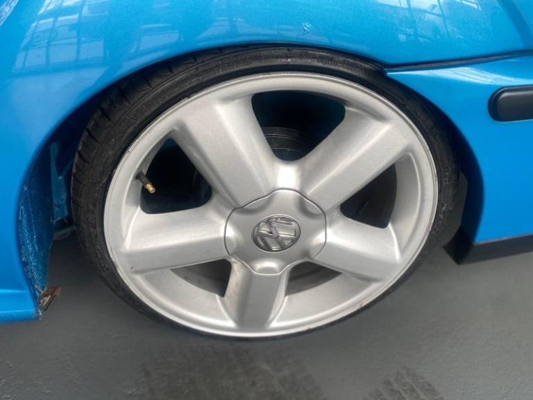 VOLKSWAGEN - SAVEIRO - 2002/2002 - Azul - R$ 30.900,00