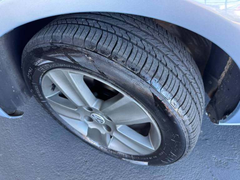 VOLKSWAGEN - VOYAGE - 2014/2015 - Azul - R$ 42.900,00