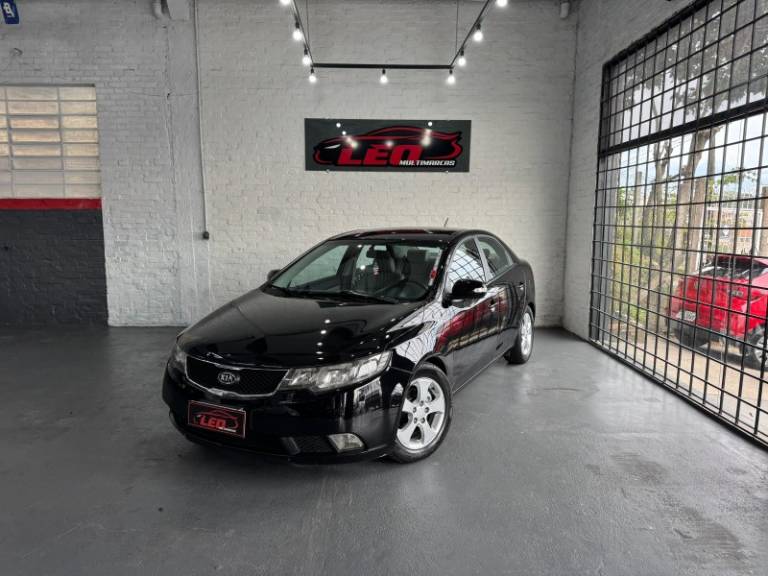 KIA MOTORS - CERATO - 2009/2010 - Preta - R$ 42.900,00