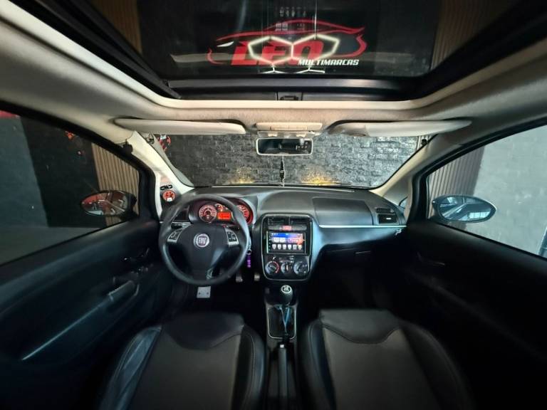 FIAT - PUNTO - 2009/2010 - Preta - R$ 51.900,00