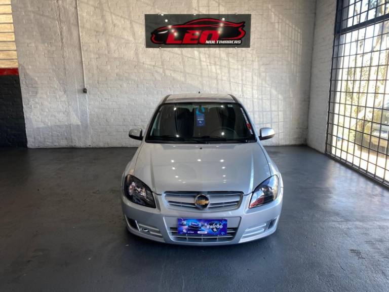 CHEVROLET - CELTA - 2010/2010 - Prata - R$ 25.900,00