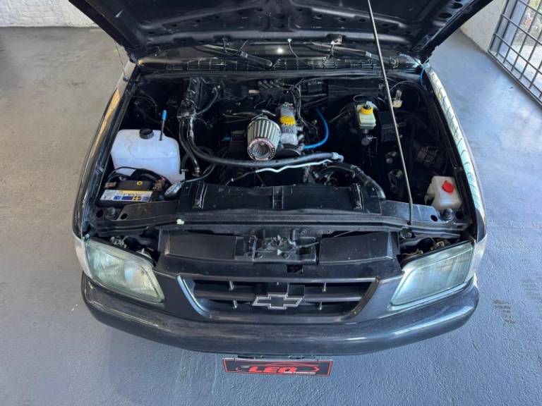CHEVROLET - S10 - 1996/1997 - Cinza - R$ 24.900,00